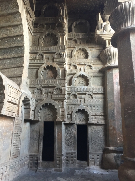 MOUNTAIN/CAVE/PALACE/TEMPLE: BUDDHIST ROCK-CUT ARCHITECTURE IN WESTERN DECCAN